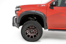 Load image into Gallery viewer, Bushwacker 2019 Chevrolet Silverado 1500 Pocket Style Flares 4pc - Black