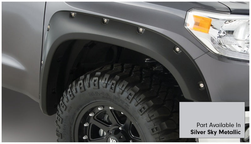 Bushwacker 16-18 Toyota Tundra Fleetside Pocket Style Flares 4pc 66.7/78.7/97.6in Bed - Silver Sky