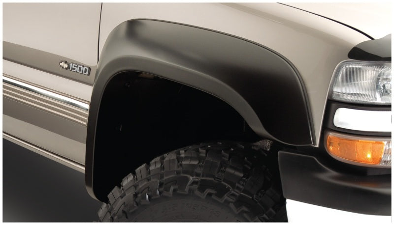 Bushwacker 07-13 Chevy Silverado 1500 Fleetside Extend-A-Fender Style Flares 4pc 69.3in Bed - Black